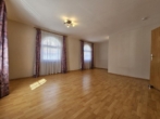 WE 1 Wohnen - Entdecke die Möglichkeiten! Tolles MFH als Generationenhaus oder zur Anlage im Herzen von Röthenbach