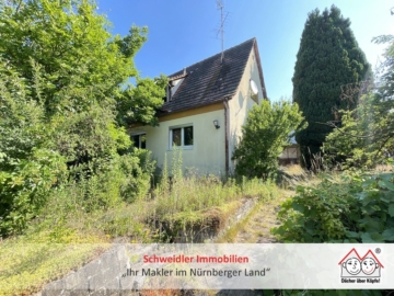 Verliebt in die Lage – Doppelhaushälfte mit 600 m² Grd. zum fairen Preis in Lauf-Kunigundensiedlung, 91207 Lauf, Haus