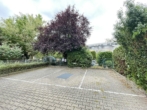 Stellplatz (mitte) - Penthouse-Feeling: Top 2-Zimmer-Wohnung mit großer Dachterrasse und Fernblick zum Moritzberg in Lauf
