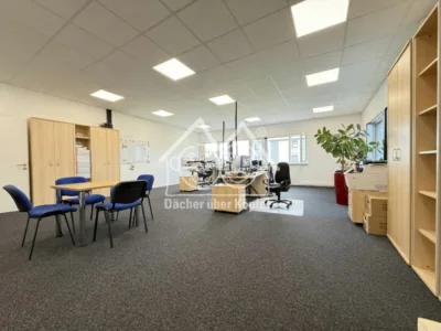 Zukunftsorientiertes Bürokonzept: Top moderne Arbeitsräume im Gewerbegebiet von Fürth Hardhöhe-West, 90766 Fürth, Bürofläche