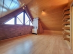 Studio DG - Ideal für 2-3 Personen: Renovierte 3+1-Zimmer-Wohnung mit Sonnenbalkon & Garage in Röthenbach/Peg.