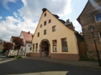 Hausansicht - Altbaucharme in der Laufer-Innenstadt: Großzügige 3,5-Zimmer-Wohnung mit traumhafter Einbauküche