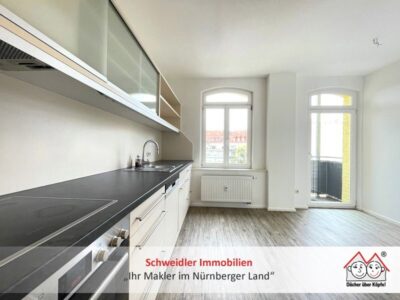 Stadtleben auf schönste Art: Moderne 2-Zimmer-Wohnung mit Balkon in Nürnberg-St. Leonhard, 90439 Nürnberg, Etagenwohnung