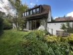 Garten - Gemeinsam wohnen: Elegantes Einfamilienhaus mit Einliegerwhg. und Doppelgarage in Behringersdorf