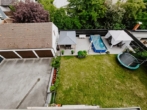 Blick auf den Garten - 4 Räume, Traumbalkon, Garten, EBK & Garage in Nürnberg Süd/West