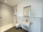 Duschbad - Luxuswohnen!!! Traumhafte XXL-Loftetage mit überdachtem Balkon & schicker Einbauküche in Nürnberg