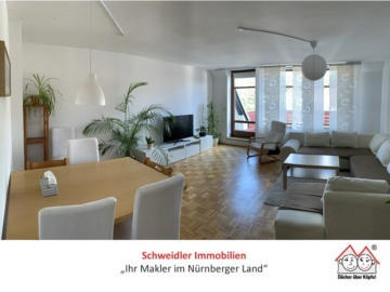 Ausgefallene 3+1-Zimmer-Mietwohnung inkl. großem Dachstudio in Röthenbach/Pegnitz zur Miete!, 90552 Röthenbach, Wohnung