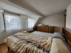 Schlafen DG - Preiswertes Zweifamilienhaus in Simmelsdorf/Hüttenbach mit Garten und Nebengebäuden