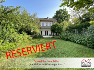 Immer ein Blick ins Grüne: Modernes Einfamilienhaus (Bj. 2005) mit herrlichem Garten in ruhiger Lage von Ottensoos, 91242 Ottensoos, Einfamilienhaus
