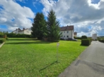 Außenansicht Bild 2 - Ihr neues Zuhause mit Potenzial – Zweifamilienhaus mit großem Garten in bevorzugter Lage von Plech