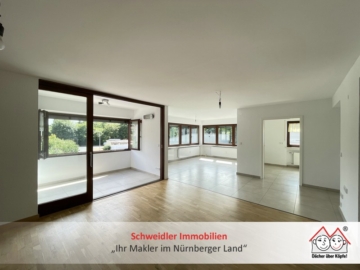 Modernisierte 3,5-Zimmer-Wohnung mit Wintergarten in schöner Lage von Nürnberg-Herrnhütte, 90411 Nürnberg, Wohnung