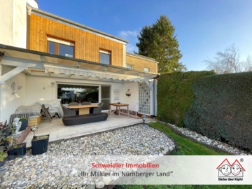 Neues Dach & Neue Heizung – Wunderschönes Reihenmittelhaus am Laufer Kunigundenberg mit Garage, 91207 Lauf, Haus