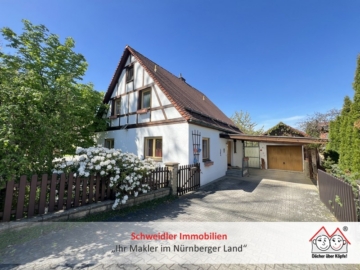 Modernes Landhaus mit Fachwerk, Ofen u.v.m. in Lauf-OT, 91207 Lauf-Kuhnhof, Einfamilienhaus