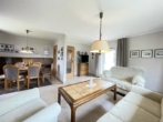 EG Wohn- und Esszimmer - Wohnen auf einer Ebene: Bungalow mit großem Garten und Garage in Lauf a.d. Pegnitz