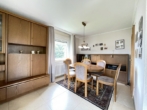 EG Wohn- und Esszimmer - Wohnen auf einer Ebene: Bungalow mit großem Garten und Garage in Lauf a.d. Pegnitz