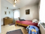 EG Kind - 3 Wohnungen, 1 Haus, attraktiver Preis: Gepflegtes 3-Familienhaus mit Garage in Röthenbach