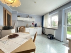 EG Küche - 3 Wohnungen, 1 Haus, attraktiver Preis: Gepflegtes 3-Familienhaus mit Garage in Röthenbach