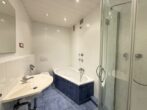 N5548 Bad mit Badewanne und Dusche