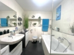 Badezimmer - Moderne 3-Zimmer-Garten-Wohnung mit EBK und Tiefgaragenstellplatz