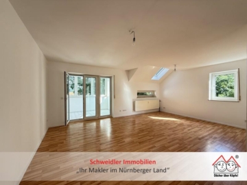 Helle 2-Zimmer-Wohnung mit Wintergartenbalkon und Außenstellplatz in Rückersdorf, 90607 Rückersdorf, Wohnung