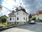 Außenansicht - Charme auf ganzer Linie! Tolle 2-Zimmer-Wohnung mit Gartennutzung in Simmelsdorf