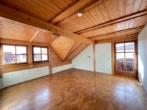 Zimmer im OG - Rarität am Laufer Kunigundenberg: Großzügiges Einfamilienhaus mit Einliegerwohnung und Doppelgarage