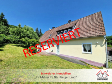 Edzerdla: Gepflegtes EFH mit großem Garten, zwei Garagen u.v.m. in Simmelsdorf-Hüttenbach, 91245 Simmelsdorf, Einfamilienhaus
