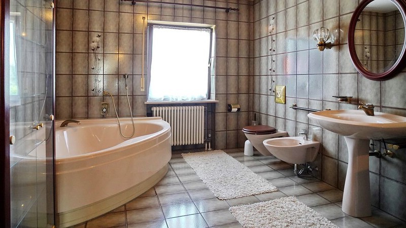 OG Badezimmer