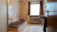 EG Bad - Exklusives Wohnen in Lauf-Rudolfshof – Einfamilienhaus mit über 220 m² Wohnfläche und Doppelgarage
