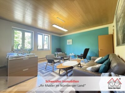 Hier will man arbeiten! Helle und angenehme Gewerbeflächen (1.OG) in Laufer Citylage, 91207 Lauf, Praxis