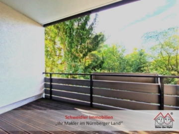 Ihr Platz zum Wohlfühlen: 3,5-Zimmer-Loggiawohnung mit Garage & EBK in Nürnberg-Kleinreuth zur Miete, 90431 Nürnberg, Wohnung