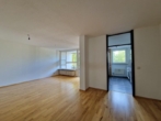 Wohnen/Essen - Ihr Platz zum Wohlfühlen: 3,5-Zimmer-Loggiawohnung mit Garage & EBK in Nürnberg-Kleinreuth zur Miete