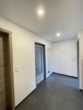 Flur - Wohnen in der obersten Ebene! Schöne 3-Zimmer-DG-Wohnung mit Balkon & Garage in Neunkirchen-Speikern