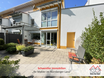 Baujahr 2000 trifft rund 160 m² Wohnfläche – Reiheneckhaus mit Carport in Rückersdorf-Strengenberg, 90607 Rückersdorf, Haus