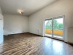 DG Studio mit Balkon - Baujahr 2000 trifft rund 160 m² Wohnfläche – Reiheneckhaus mit Carport in Rückersdorf-Strengenberg