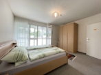 OG Schlafen mit Wintergarten - Baujahr 2000 trifft rund 160 m² Wohnfläche – Reiheneckhaus mit Carport in Rückersdorf-Strengenberg