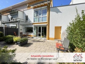 Baujahr 2000 trifft rund 160 m² Wohnfläche – Reiheneckhaus mit Carport in Rückersdorf-Strengenberg, 90607 Rückersdorf, Haus