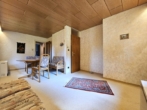 Arbeitszimmer Bild 1 - Charmanter, teilsanierter Bungalow in Neunkirchen mit Garage – ideal für Singles, Paare & Kleinfamilien