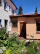 Hauseingang - Charmanter, teilsanierter Bungalow in Neunkirchen mit Garage – ideal für Singles, Paare & Kleinfamilien