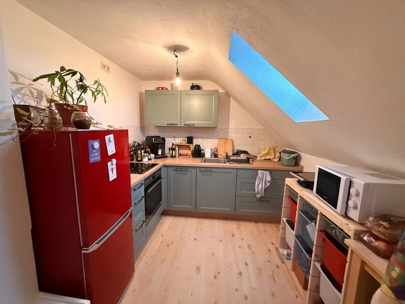 Zentrale 4-Zimmer-Dachgeschosswohnung mit viel Platz in Schwaig bei Nürnberg - Foto 1