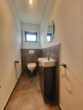 WC EG - Familienglück in Hartmannshof: Großzügiges Haus mit Garage, Sauna & Kamin zur Miete