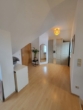 Ankleide (oben) - Nette Maisonette: 2-Zimmer-Wohnung plus Studio, Sonnenbalkon & Stellplatz in Leyh