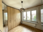 Kinder- oder Arbeitszimmer - Blick ins Grüne: 4-Zimmer-ETW mit Balkon, 2 Bädern und TG-Stellplatz in Nürnberg (3. OG mit Lift)