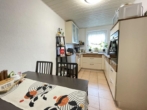 Küche - Ein Zuhause mit Herz – Stilvolles Reihenmittelhaus mit Garage in familienfreundlicher Lage von Lauf