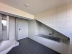 Bad Ansicht 2 - 5. Stock, kein Lift, aber ganz viel Lifestyle: 3 ½ Zimmer-Wohntraum im Nürnberger Nibelungenviertel