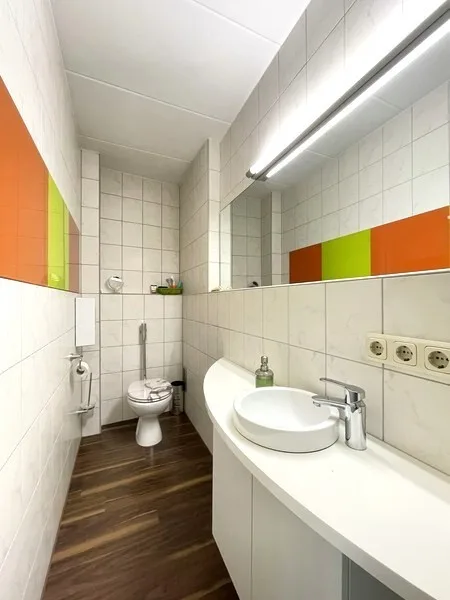 EG WC Damen
