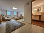 Gästezimmer Bild 1 - Idyllisch wohnen am Rande von Lauf: Tolle 2,5-Zimmer-EG-Wohnung mit Gartenanteil & Garage