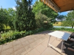 Terrassenausblick Bild 2 - Idyllisch wohnen am Rande von Lauf: Tolle 2,5-Zimmer-EG-Wohnung mit Gartenanteil & Garage
